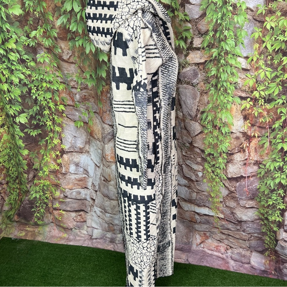 RARE MARIA CORNEJO FOR BARNEYS Cream and Black Aztec Print Long Line Cardigan, 0 - Picture 13 of 15